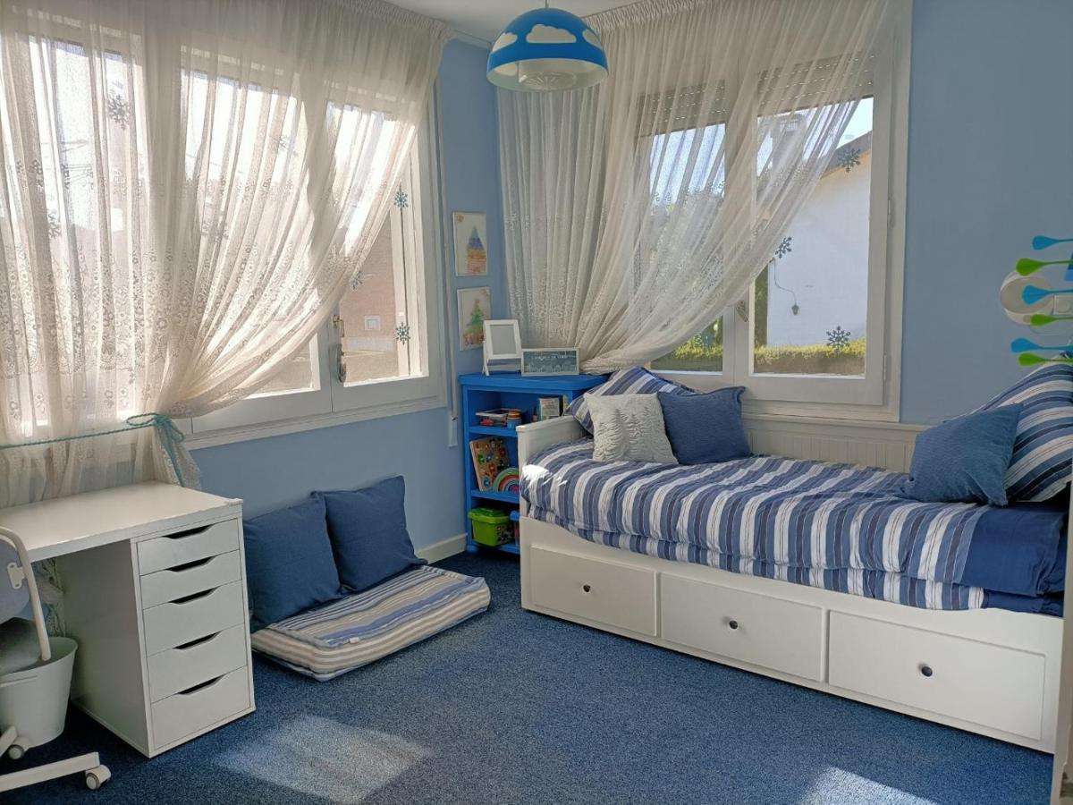 Casa Acogedora Familiar Con Piscina Palleja Экстерьер фото